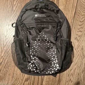 Mountain Wearhouse Pursuit 25L Hydro Bag C